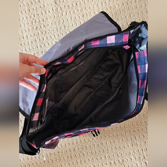 Sholder Messenger Bag - Popular Japanese Brand: OUTDOOR PRODUCTS (アウトドアプロダクツ) - Picture 9 of 16